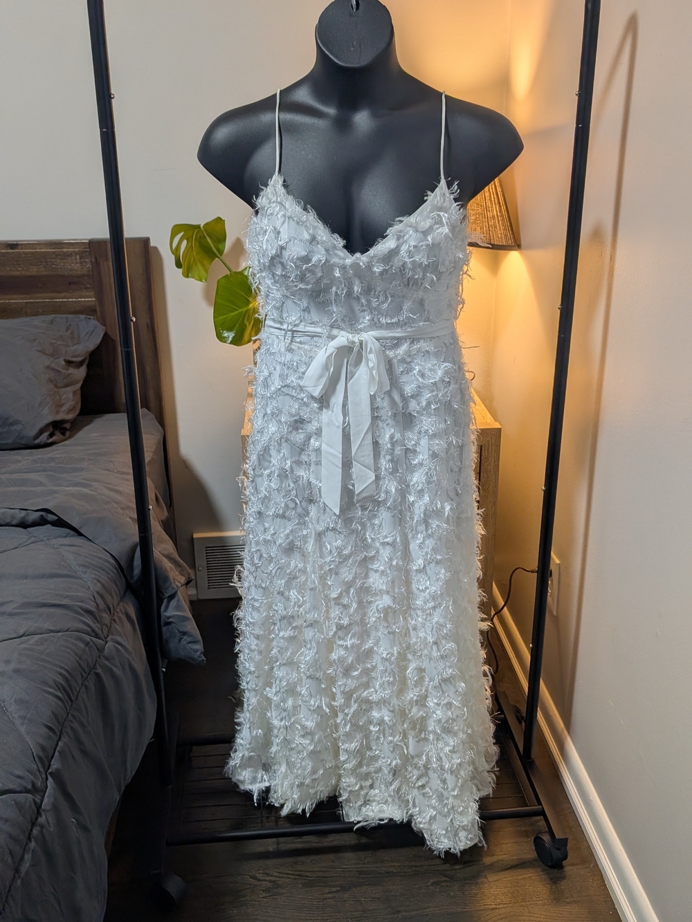 Modcloth White Feather-Textured Satin Tie Chemise